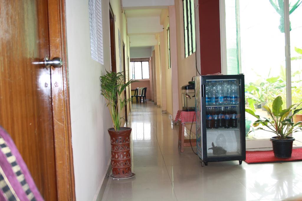 Hotel Minerva Residencia Bangalore Exterior foto